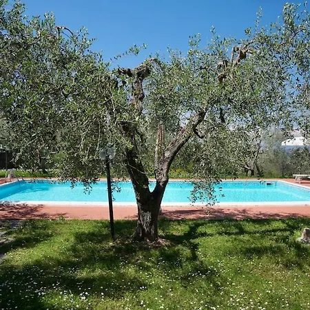 I Leoni Montespertoli